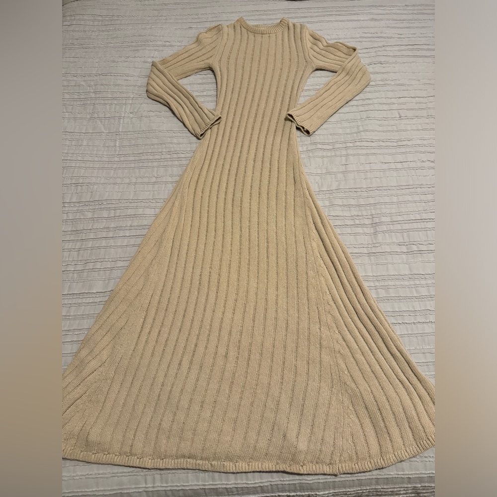 DISSH Stevie Knit Maxi Dress - Picture 8 of 10